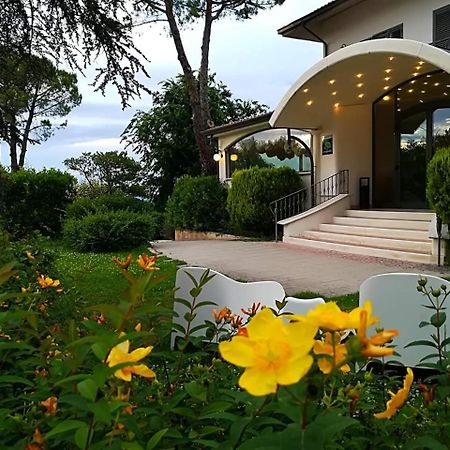 Hotel Panorama San Valentino in Abruzzo Citeriore Buitenkant foto